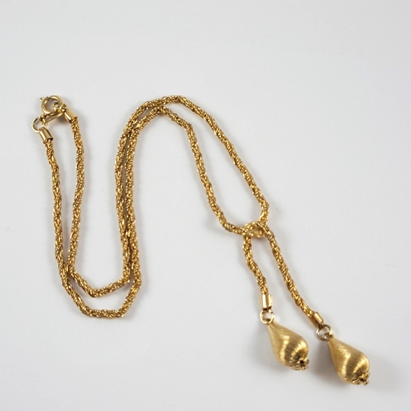Vintage 70's Gold Tone Drop Tussle Necklace - Picture 8 of 11